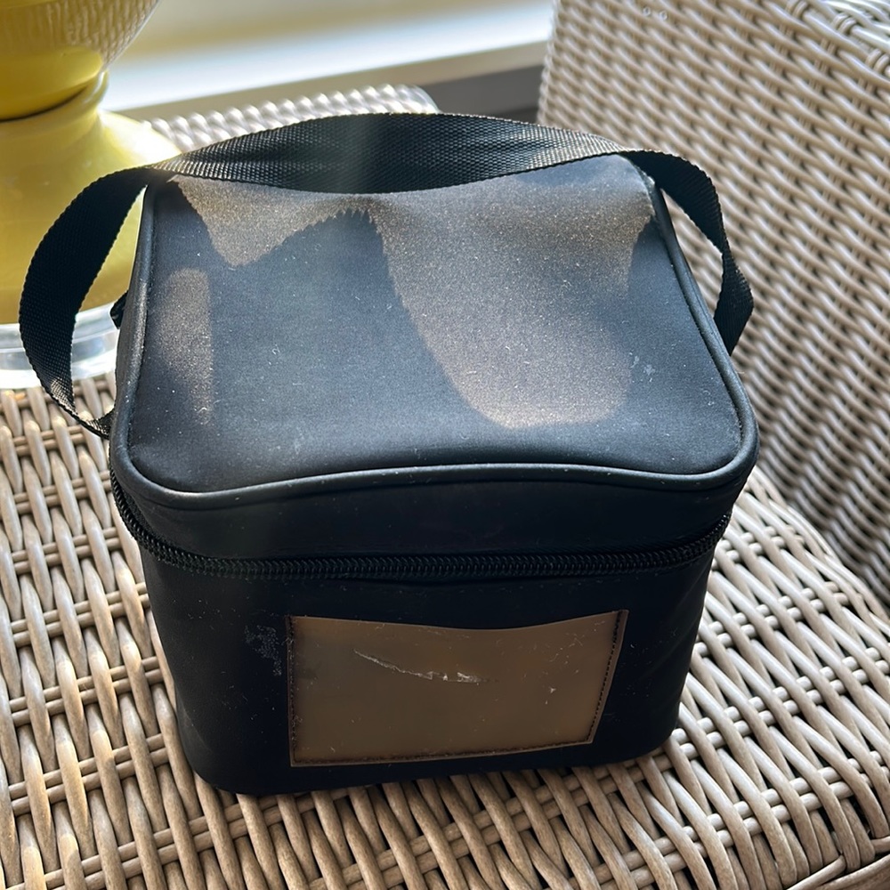 Medela cooler (free)